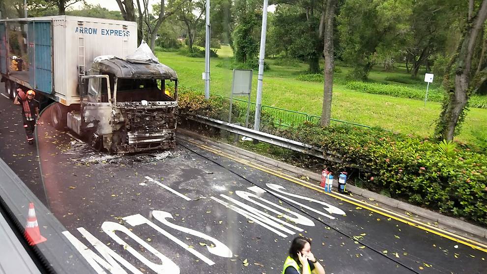Lorry Catches Fire Near Tuas Checkpoint Causes Heavy Traffic