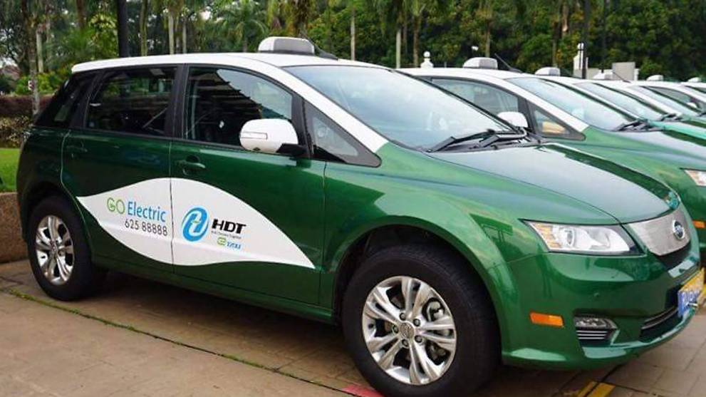 Hdt To Become Singapore S 7th Taxi Operator Cna