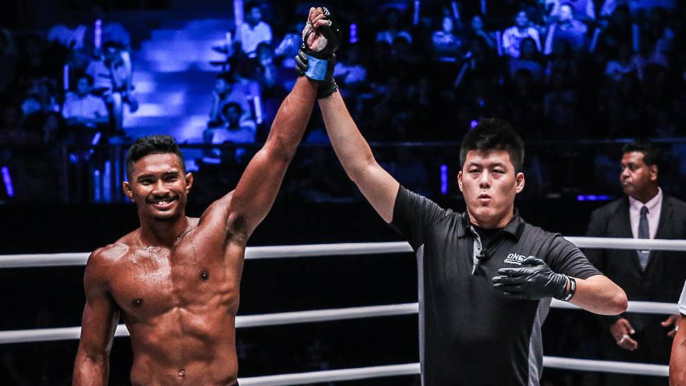 From clerk to MMA world title contender: Singapore’s Amir ...