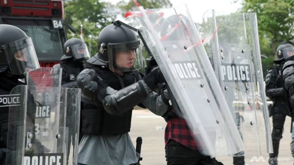The Riot Squad How The Police Tactical Unit Keeps The Peace Cna