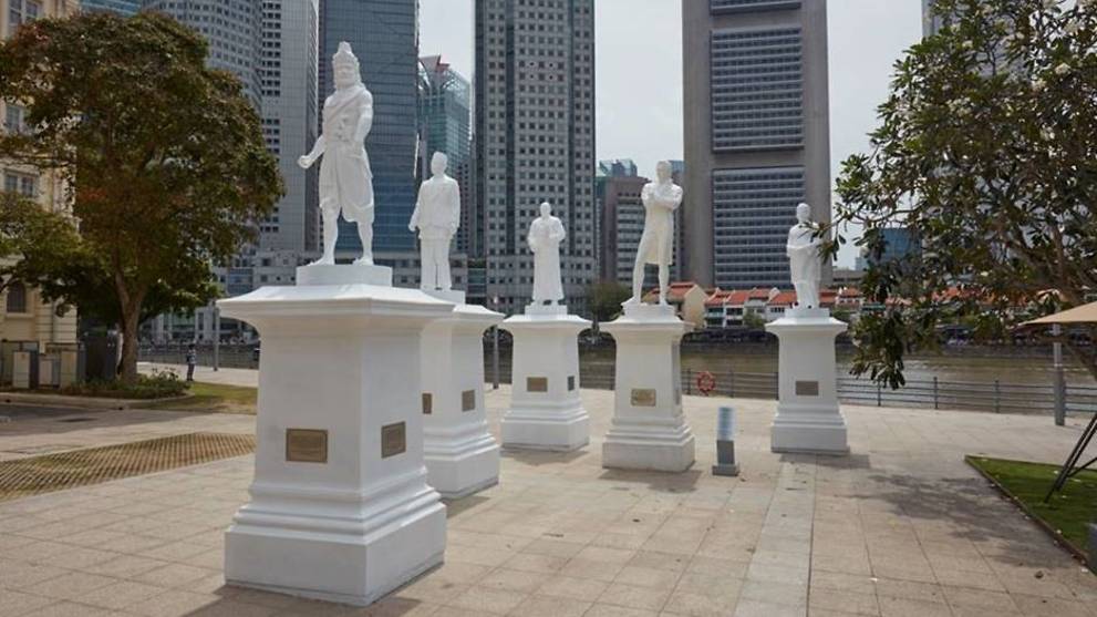 Sang Nila Utama, pioneers join Stamford Raffles along Singapore River CNA