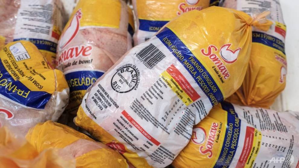 China imposes antidumping tariffs on Brazilian chicken CNA