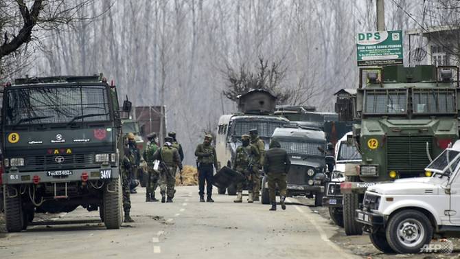kashmir-has-been-divided-between-india-and-pakistan-since-they-gained-independence-in-1947-1551018646083-2.jpg