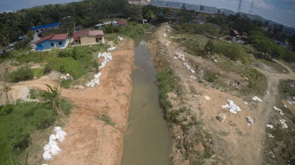 Pasir Gudang Chemical Pollution Malaysia Police Arrest 9 Suspects Cna