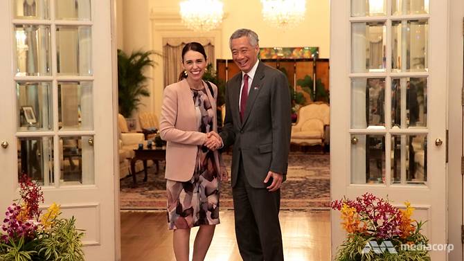 jacinda-ardern-and-pm-lee.jpg