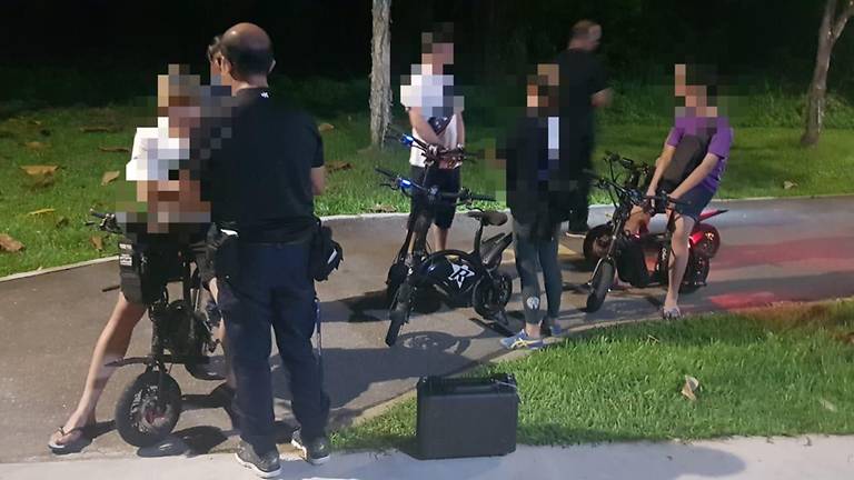 e-scooter--e-bike-riders-caught-in-pungg