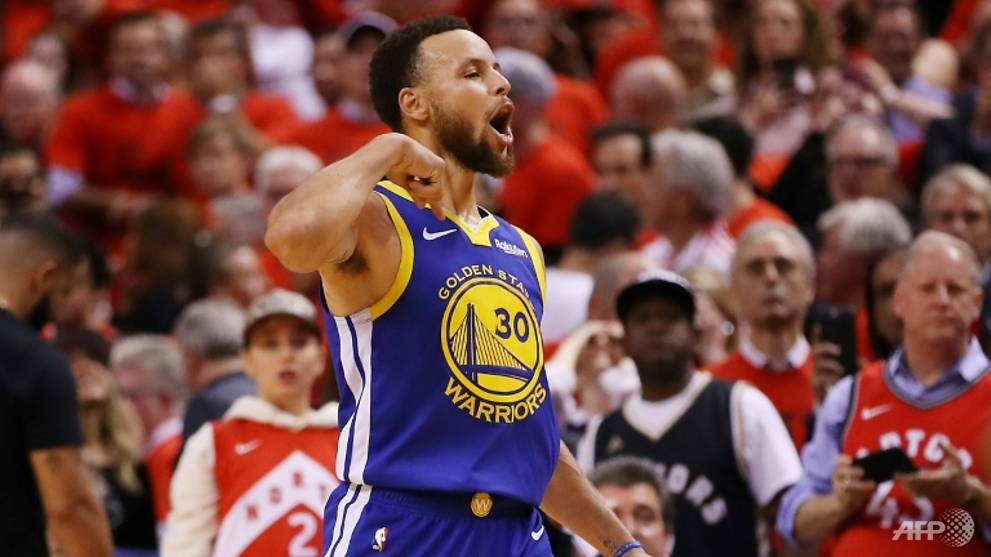 Golden state star stephen curry scored 31 points and the warriors beat toronto to keep their nba finals dream of winning three consecutive titles alive 1560232328764 9