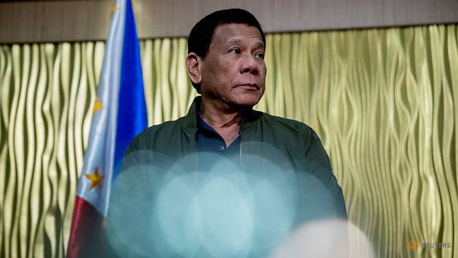 philippines-president-rodrigo-duterte-arrives-to-greet-the-u-s--secretary-of-state-mike-pompeo-at-colonel-jesus-villamor-air-base-in-manila-1.jpg