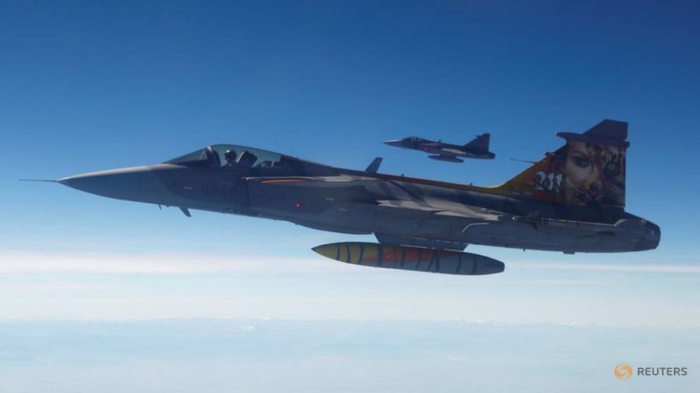 Britain And Sweden Agree To Cooperate On Fighter Plans Cna