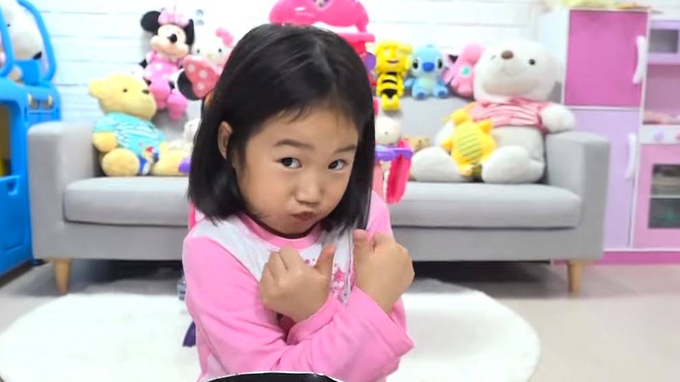Korean Youtube Star Boram 6 Buys Five Storey Building For Us 8 Million Reports Cna Ryan kaji, star of the ryan toysreview channel, has over 22 million followers and. korean youtube star boram 6 buys five