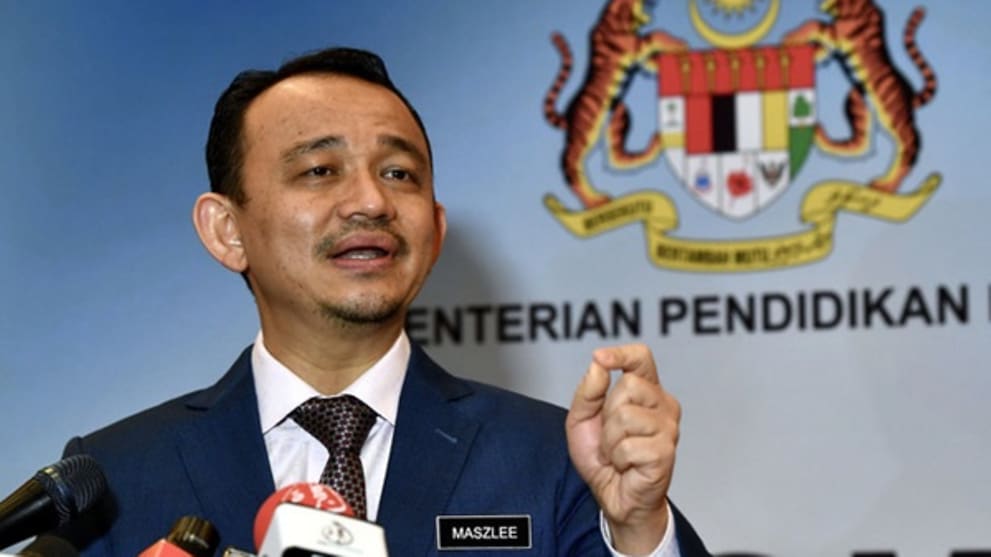Khat Calligraphy For Vernacular Schools Optional Says Malaysian Education Minister Cna