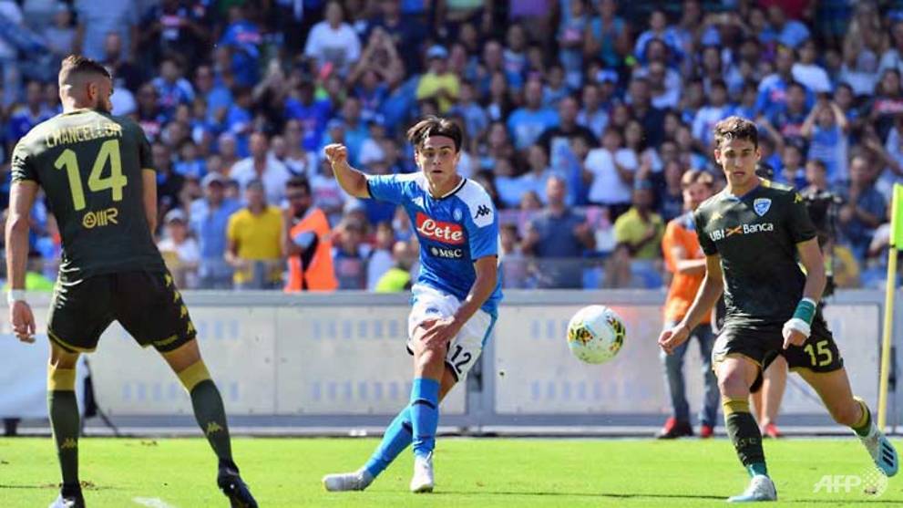 Football Napoli Back Winning As Ribery S Fiorentina Punish Ac Milan Cna