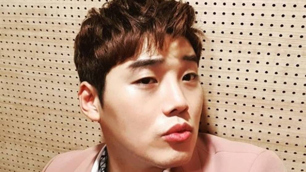 Korean actor Kwon Hyuk-soo denies asking YouTuber to remove her top - CNA