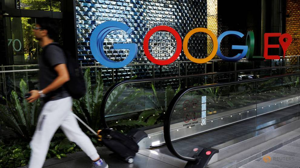 Why Google Facebook Are Among The Top 10 Companies To Work For In