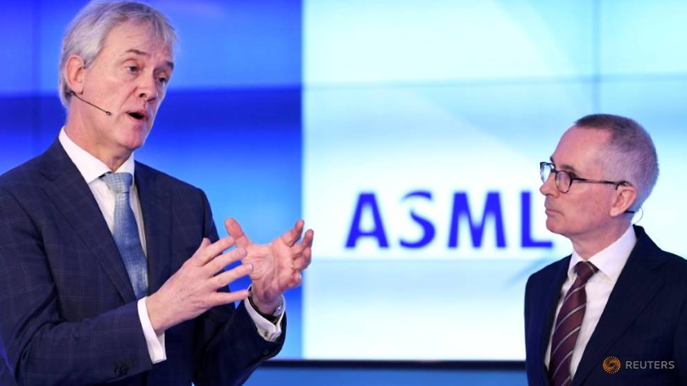 Asml Sees No Impact From China Trade War Good Growth In 2020 Cna