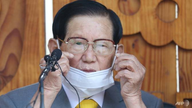 Lee Man-hee meminta maaf atas penyebaran virus corona di Korea Selatan (3/2/2020)
