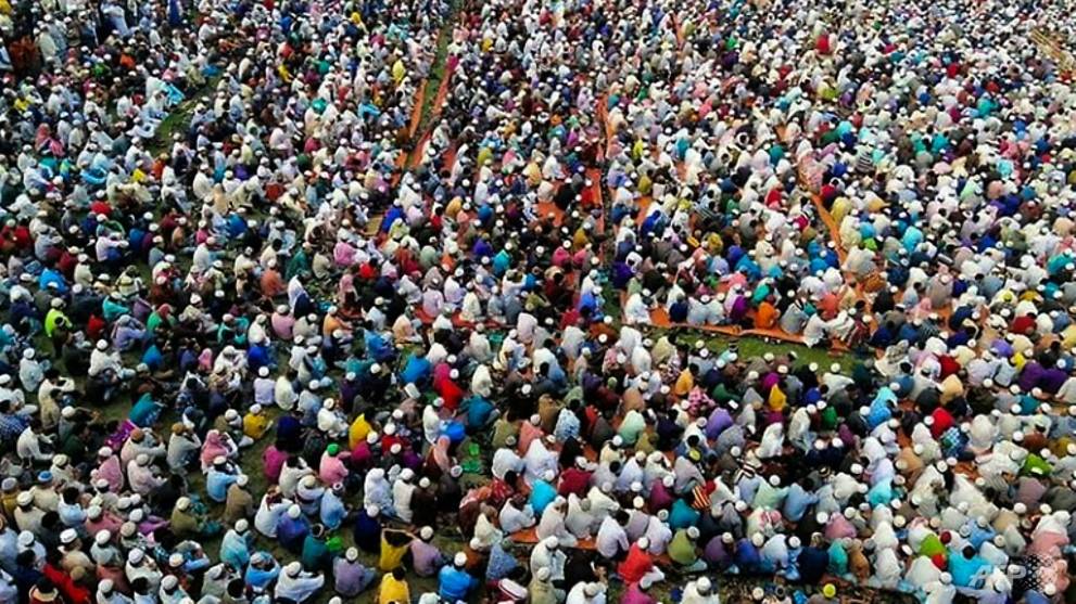 police-said-some-10000-muslims-gathered-in-an-open-field-in-raipur-town-in-southern-bangladesh-to-pray-healing-verses-from-the-koran-to-rid-the-country-of-the-deadly-novel-coronavirus-1584576629682-6.jpg