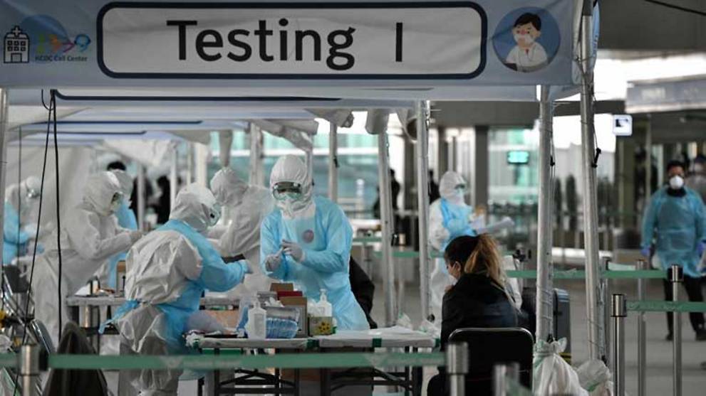 South Korea reports no new domestic COVID-19 cases, first time since February peak