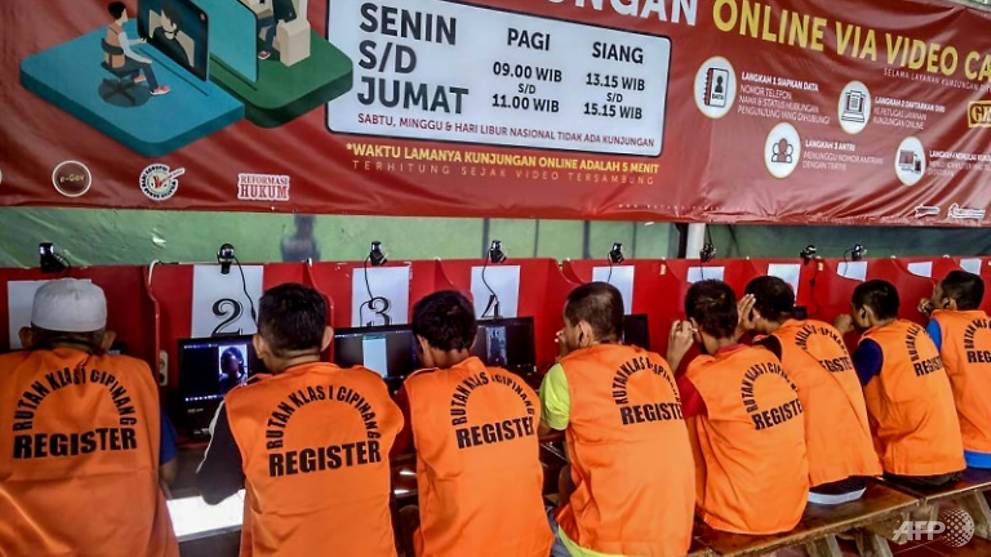 Indonesia frees 18,000 inmates from bursting jails over COVID-19 fears