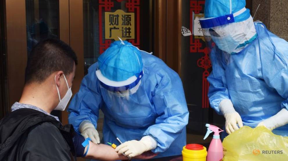 China’s new coronavirus cases fall, eyes on northeastern province