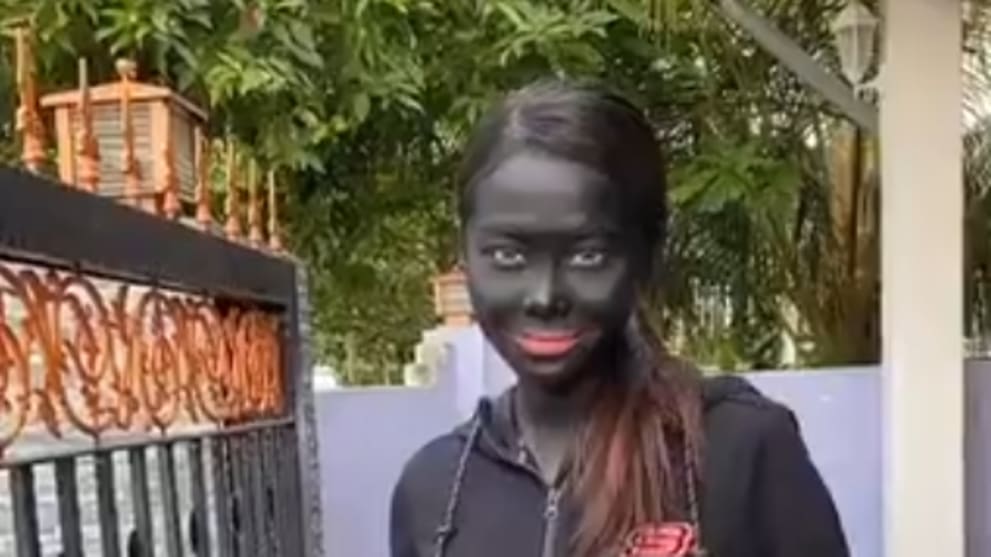 A Malaysian TV drama uses blackface and netizens are denouncing it - CNA