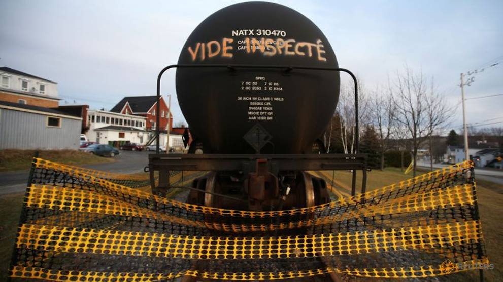Image of article 'Once Canada's oil relief valve, rail shipping grinds to near halt'