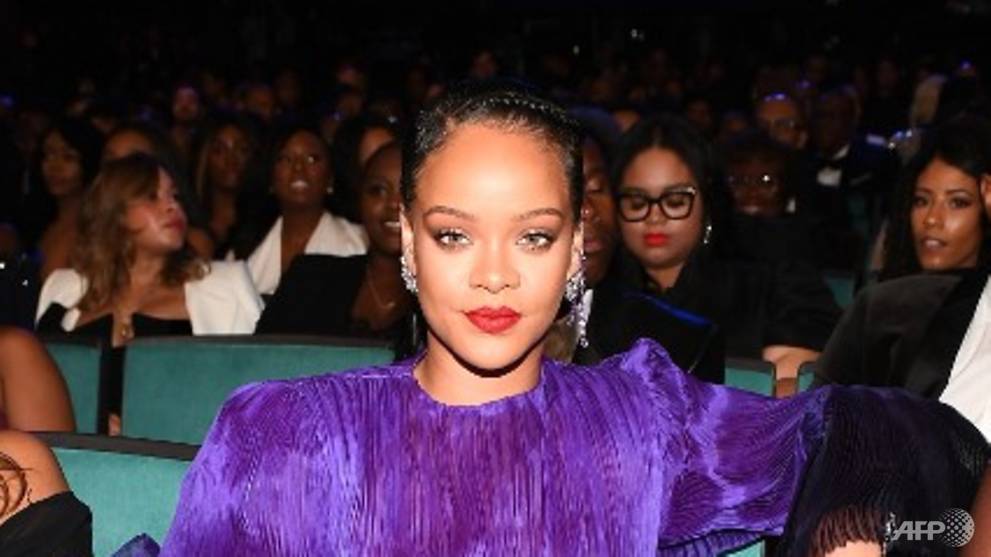 Singer Rihanna Injured In E Scooter Accident Is Healing Quickly Cna