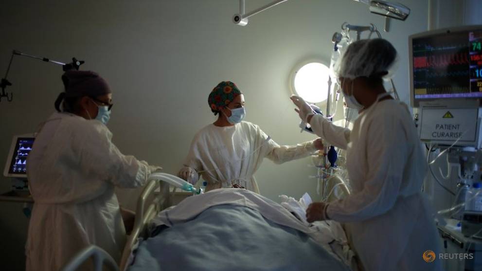 France's new COVID-19 cases rise by more than 6,000 - CNA