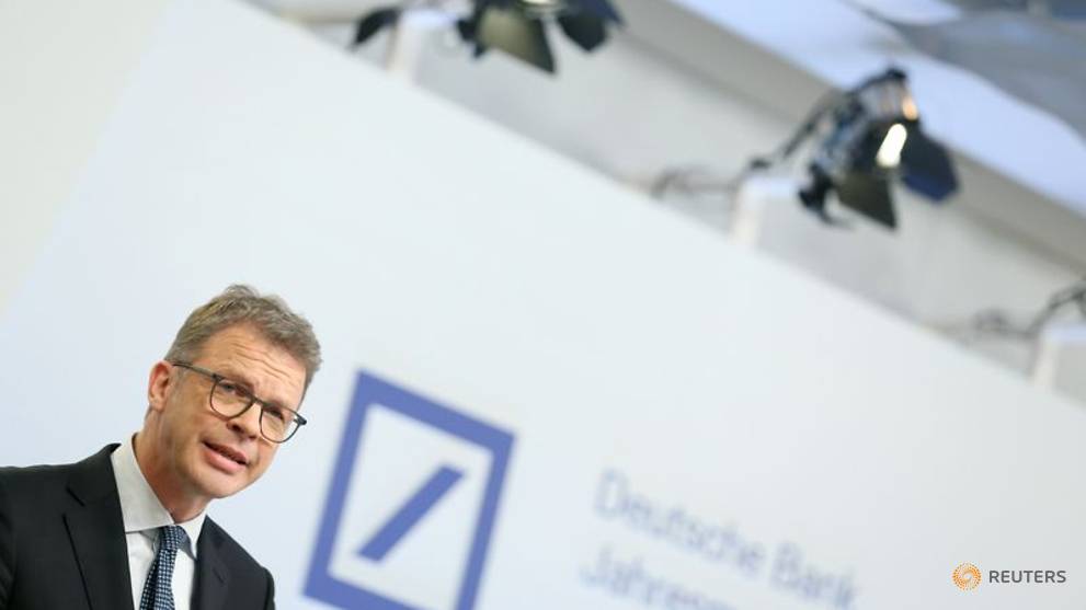 deutsche-bank-ceo-says-focusing-on-restructuring-in-2021-not-mergers