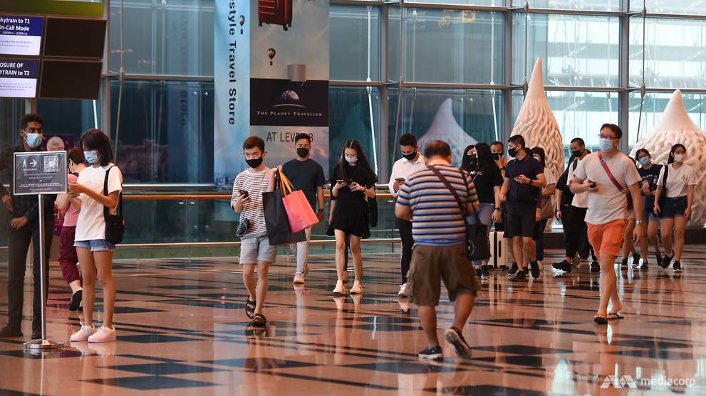 Singapore tightens COVID-19 rules for travelers from India, eases measures for those traveling from Hong Kong