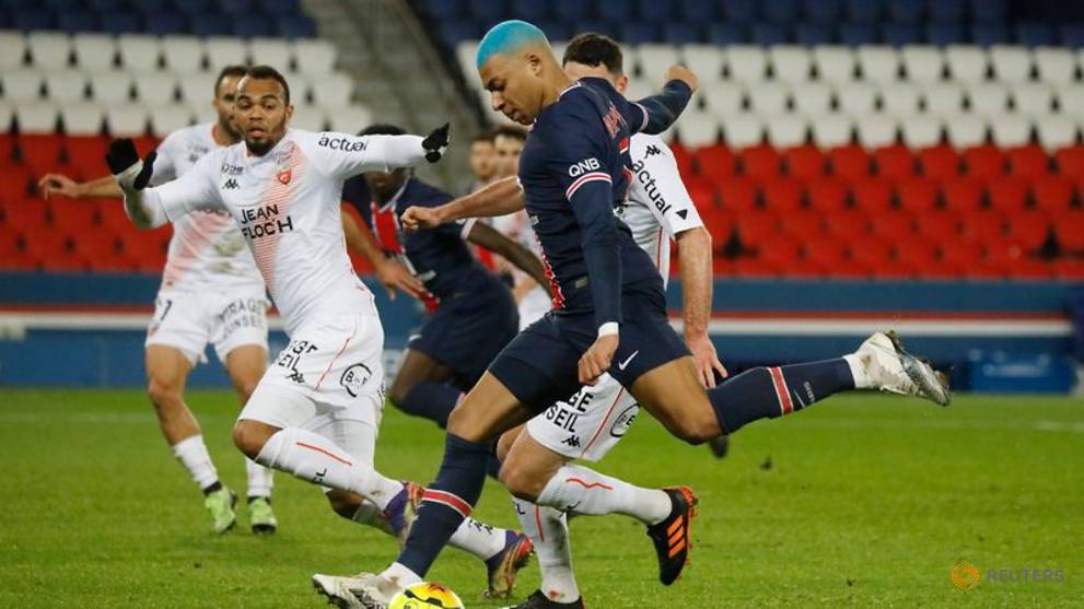 Football: PSG hot on Lille's heels with Lorient win ...