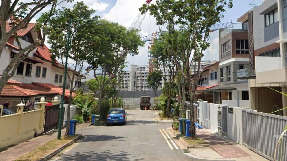 Suspected war relic found at private housing estate in Thomson - Vimarsana News