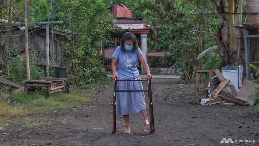 Every step a miracle, says Filipino migrant worker who survived Lucky Plaza crash in Singapore - Vimarsana News