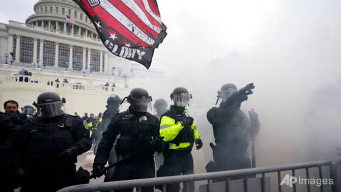 Demo mendukung Trump