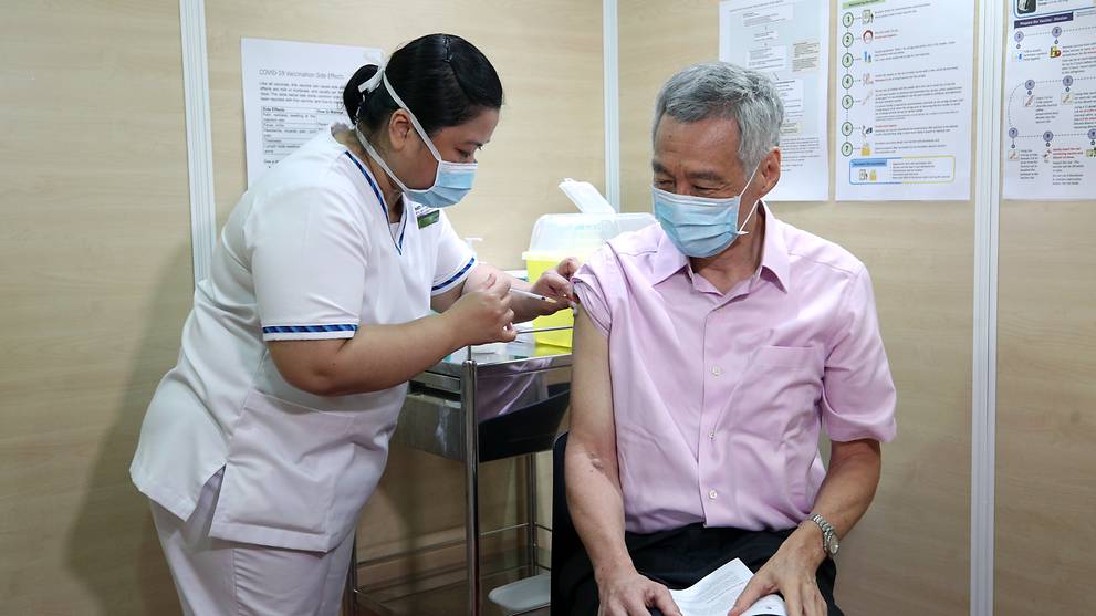 PM Lee receives second dose of Pfizer-BioNTech COVID-19 ...