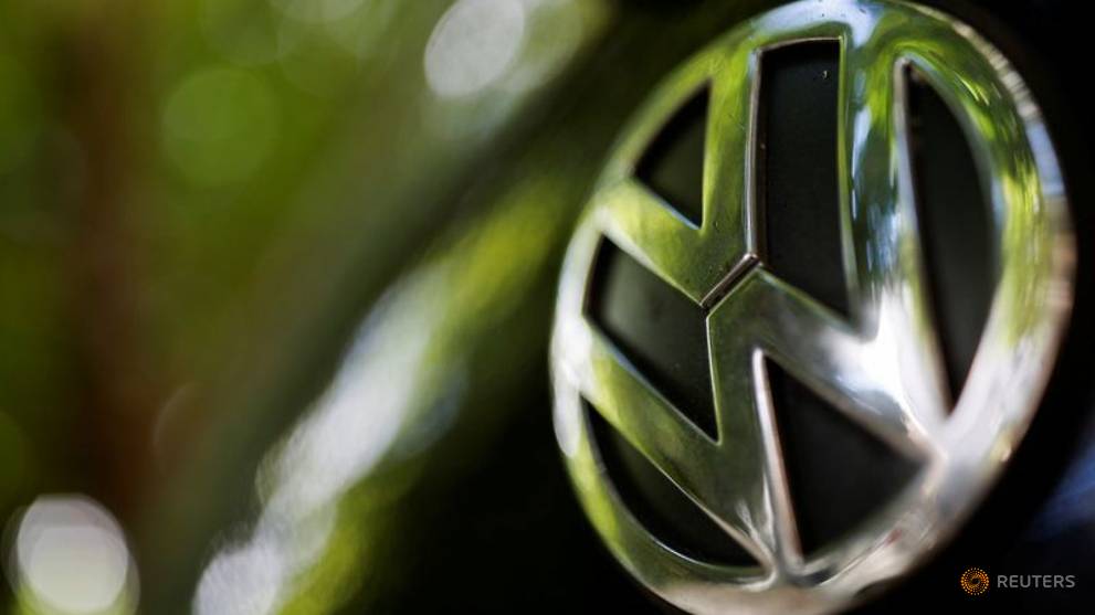 Volkswagen taps Microsoft's cloud to develop self-driving software - Vimarsana News