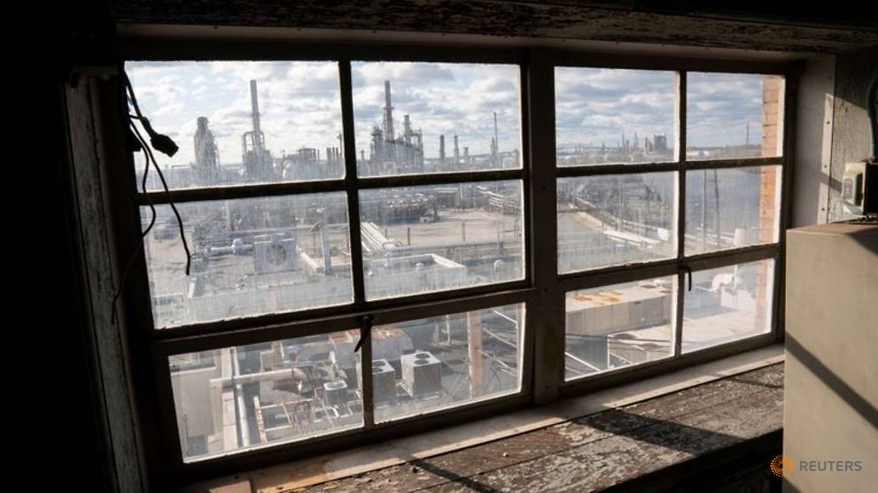 150 years of spills: Philadelphia refinery cleanup highlights toxic legacy of fossil fuels - Vimarsana News