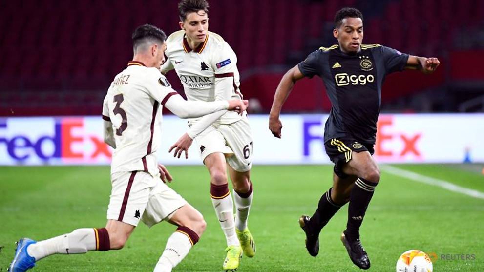 Ballboy hurls ball at time-wasting Roma defender - CNA