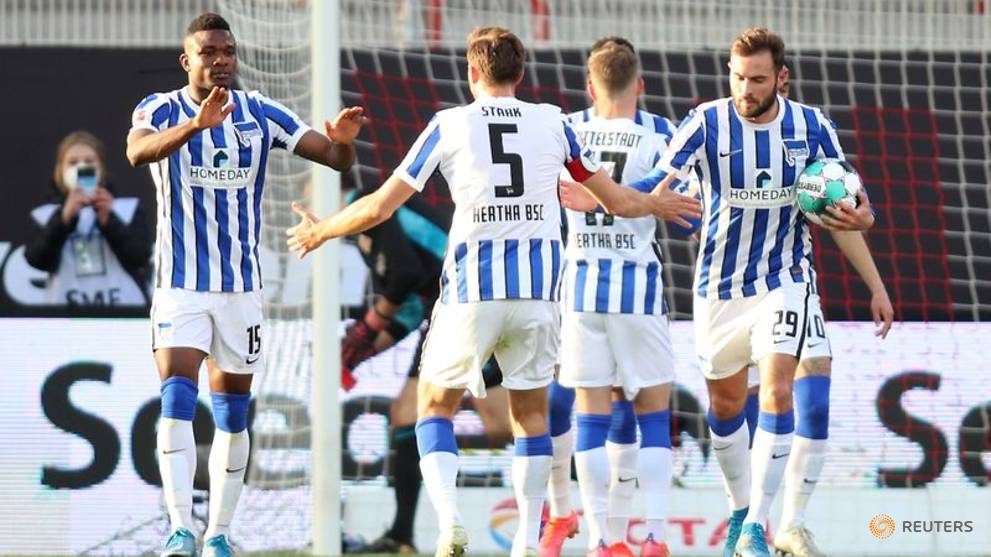 Football: Hertha Berlin team in isolation as trio test ...