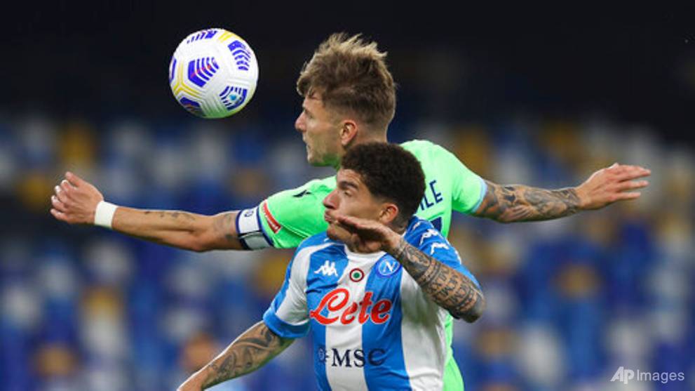 Calcio: il Napoli ha messo cinque punti contro la Lazio per consolidare le proprie credenziali tra i primi quattro
