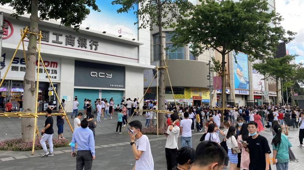 Shenzhen skyscraper closed as officials seek cause of shaking - Vimarsana News