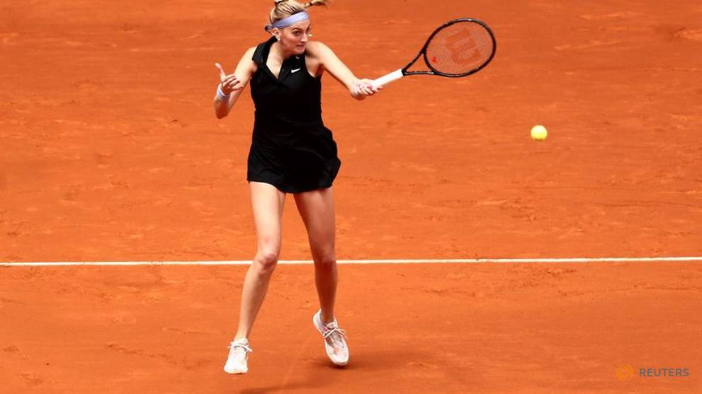 Tennis-Ankle injury at press conference ends Kvitova's ...