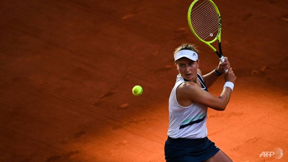 Tennis: French Open title beckons for late bloomers ...