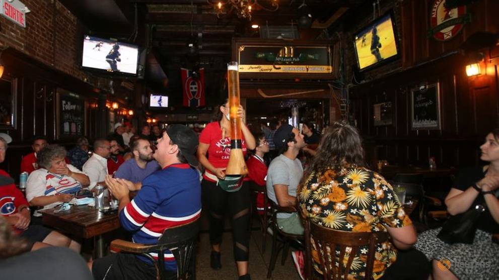 Montreal's pandemic-weary sports bars see relief with home ...