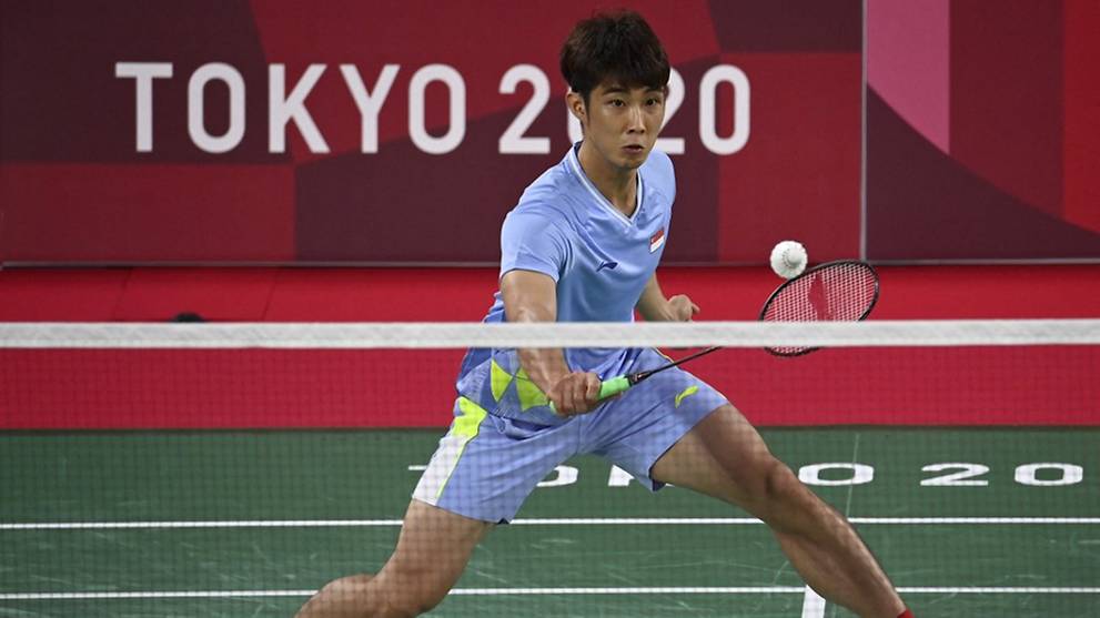 Badminton: Singapore's Loh Kean Yew falls to Indonesia's ...