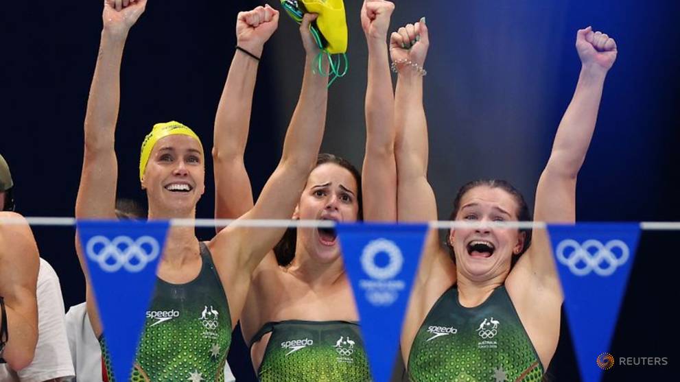 Olympics-Swimming-Australia win women's 4x100m medley ...