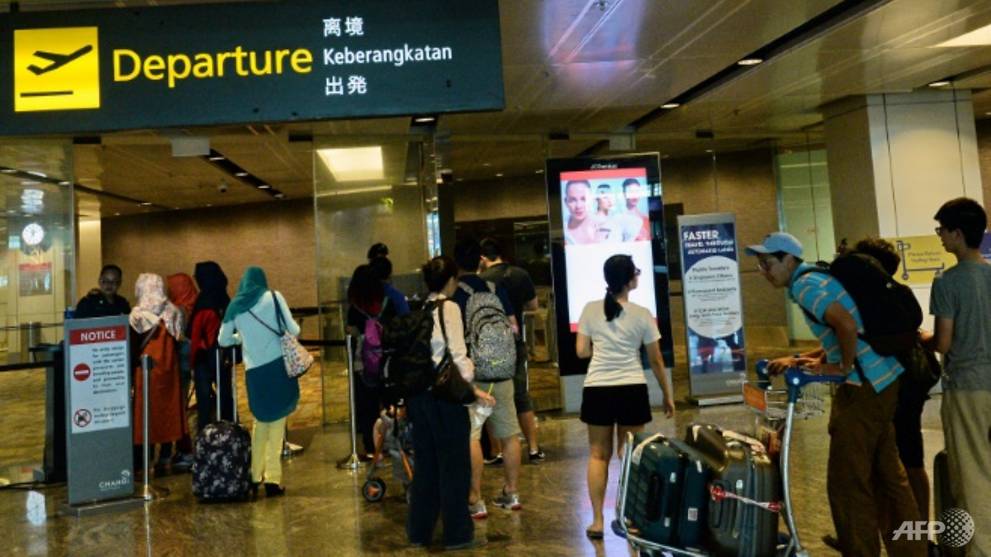 store luggage changi airport