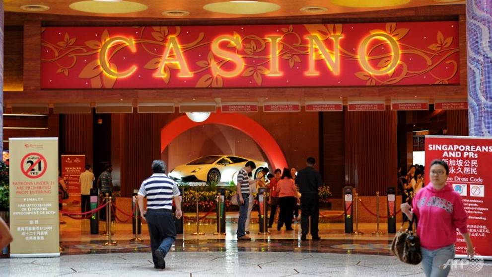 Singaporean casino entrance fees, PRs increase by 50%