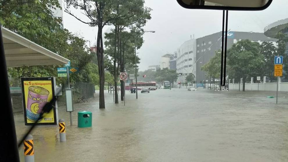 Flooding Singapore - Flash Floods In A Few Areas In S Pore ...
